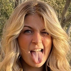 Sarah Lindstrom Profile Picture