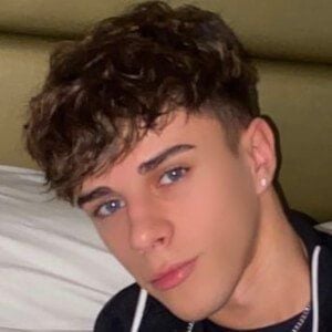 Joe Linnell Profile Picture