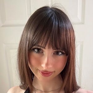 littlelivbug Profile Picture