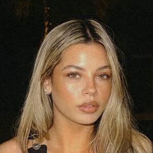 Chloe Jay Lois Profile Picture