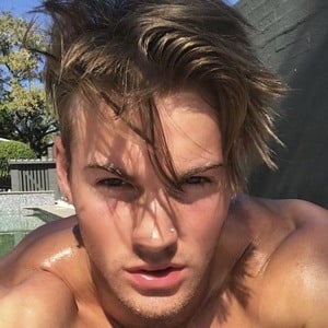 Carlton Loth Profile Picture