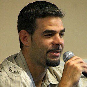 Mike Lowell - Age, Family, Bio