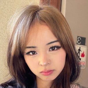 Miranda Ly Profile Picture