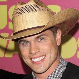 Dustin Lynch Profile Picture