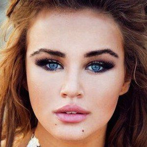 Rosie Mac real cell phone number