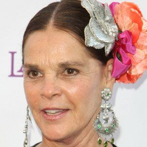 Ali MacGraw Profile Picture