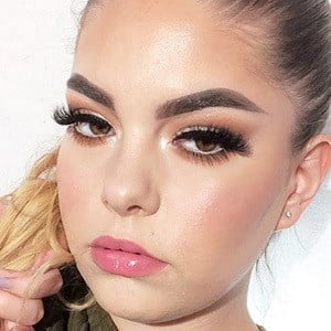 Madeleinemua Profile Picture