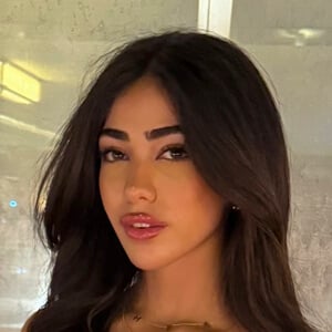 Thea Majzoub Profile Picture