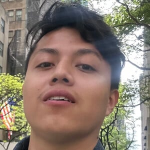 Christopher Manzano Profile Picture