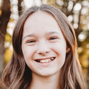 Addy Maxwell Bio Facts Family Famous Birthdays - what is maya's roblox username