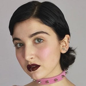 Bella McFadden Profile Picture