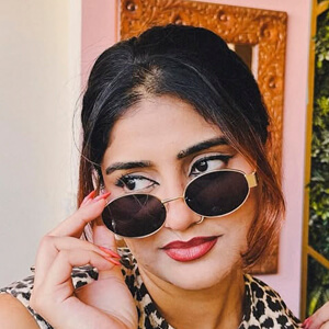 meghaashahh Profile Picture