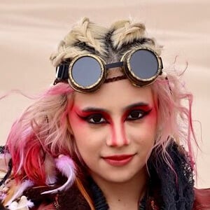 MenaEsc Profile Picture