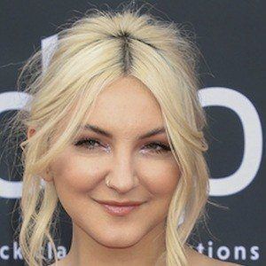 Julia Michaels - Wikipedia