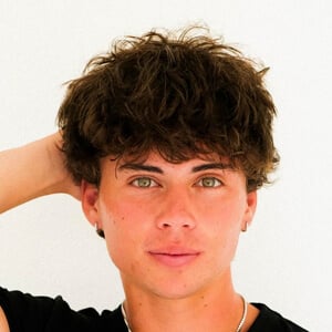 Evan Mika Profile Picture