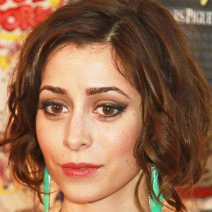 Cristin Milioti Profile Picture