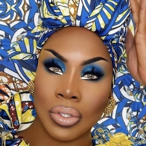 Monet x Change Profile Picture