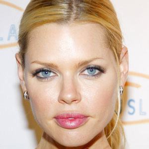 Sophie Monk Profile Picture