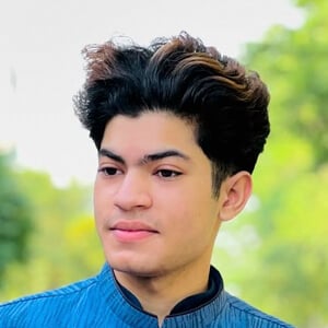 MoonVines Profile Picture