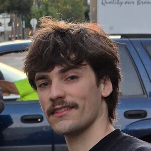 mountzera Profile Picture