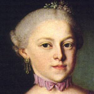 Anna Maria Mozart Headshot 