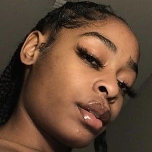 myxva Profile Picture