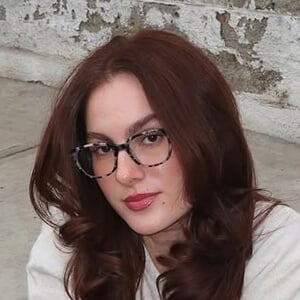naniglezi Profile Picture