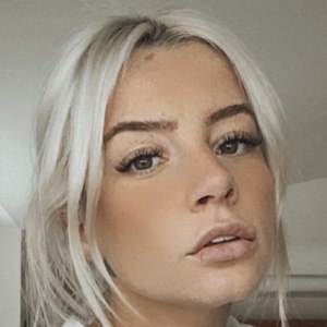 Cori Nelson Profile Picture
