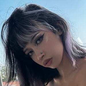 newmakeupgoddess Profile Picture