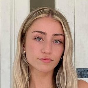 Emma Claire Nordlund Profile Picture