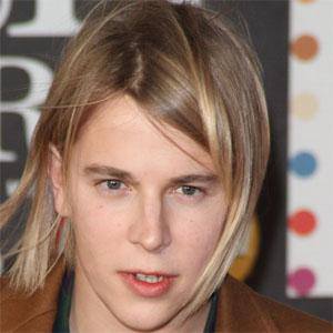 Tom Odell Profile Picture