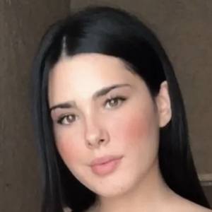 Adriana Olivarez Profile Picture