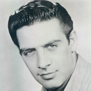 Jerry Orbach Profile Picture