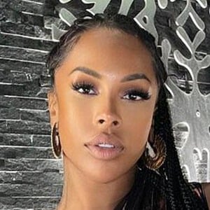 Neverly Paris Profile Picture