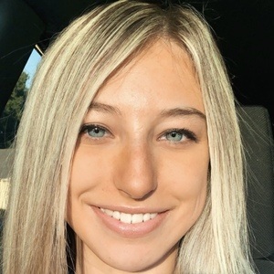 Savannah Parker Profile Picture