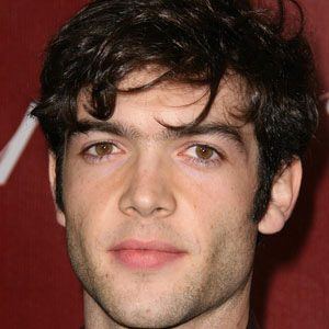 Ethan Peck Profile Picture