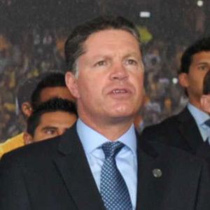 Ricardo Peláez Headshot 
