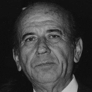 Carlos Pérez Headshot 