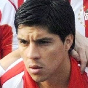 Enzo Pérez Headshot 