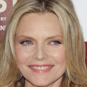 Michelle Pfeiffer Profile Picture