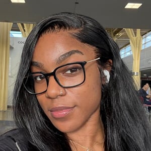 Queen Olu Profile Picture