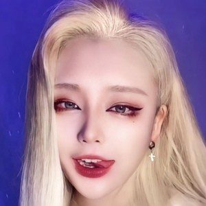 Queenmiao Profile Picture