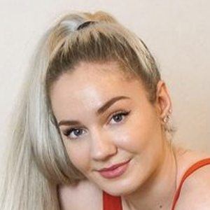 Bella Rahbek Profile Picture