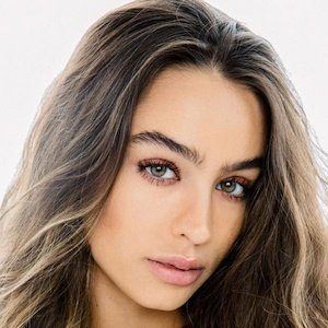 Sommer Ray 1 of 9