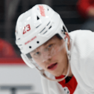 NHL-legendarens mäktiga hyllning till Lucas Raymond – efter nattens  draftsuccé: Han har allt