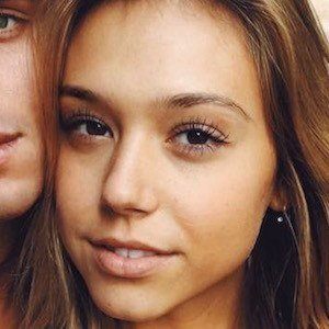 Alexis Ren Profile Picture