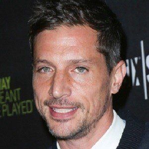 Simon Rex Profile Picture