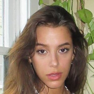Izzy Rocha Profile Picture