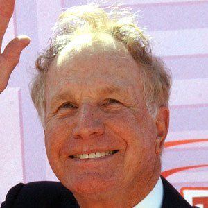 Wayne Rogers Profile Picture