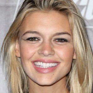 Kelly Rohrbach Profile Picture